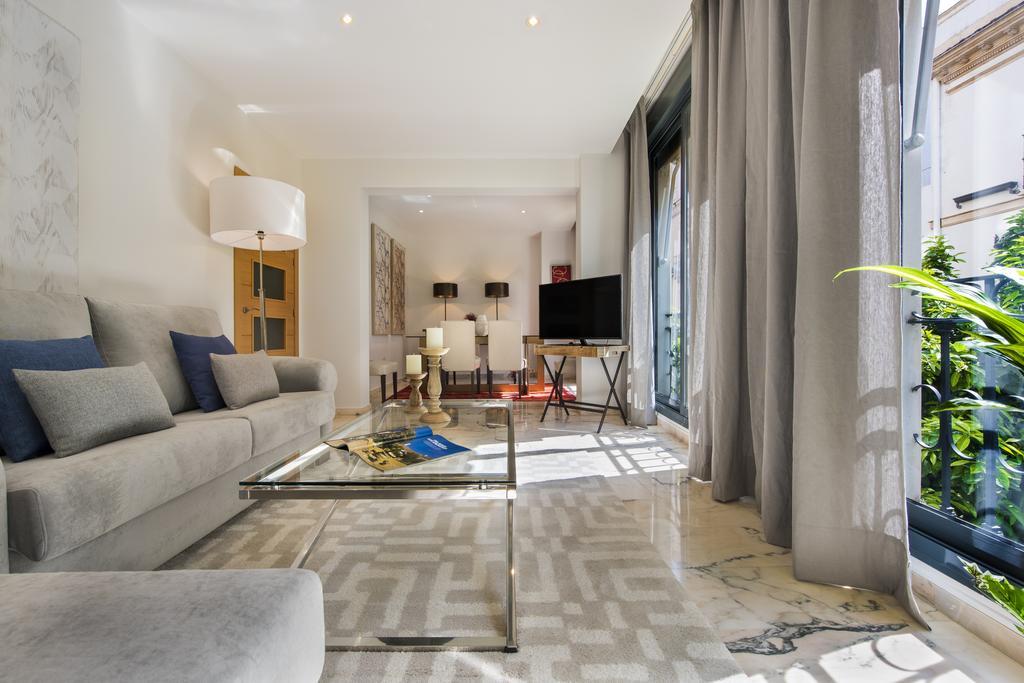 Genteel Home Vinuesa Seville Luaran gambar