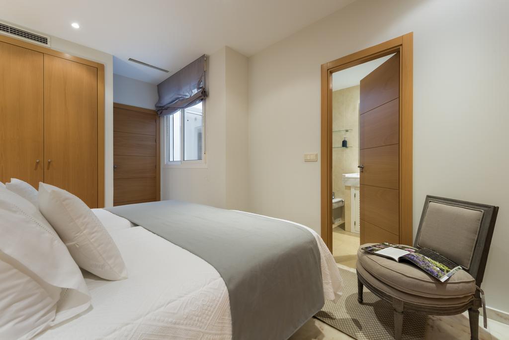 Genteel Home Vinuesa Seville Luaran gambar