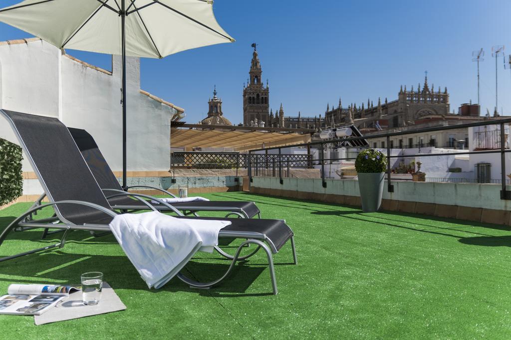 Genteel Home Vinuesa Seville Luaran gambar