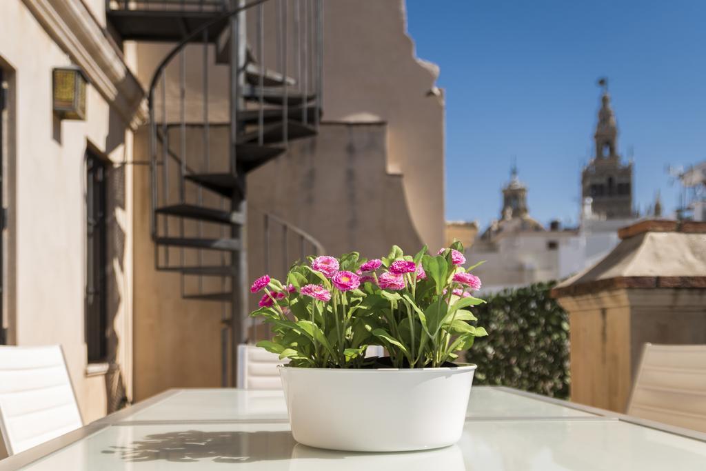 Genteel Home Vinuesa Seville Luaran gambar